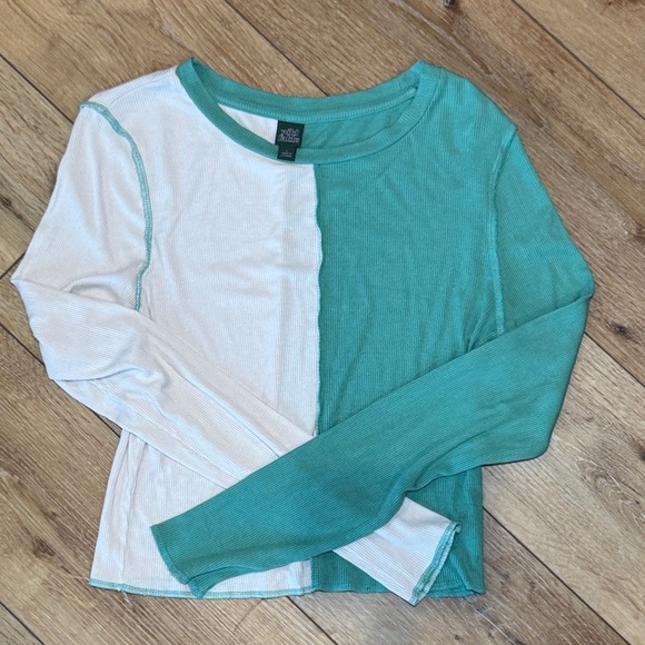 wild fable Tops - Wild Fable Green and White Ribbed Top cropped color block Large